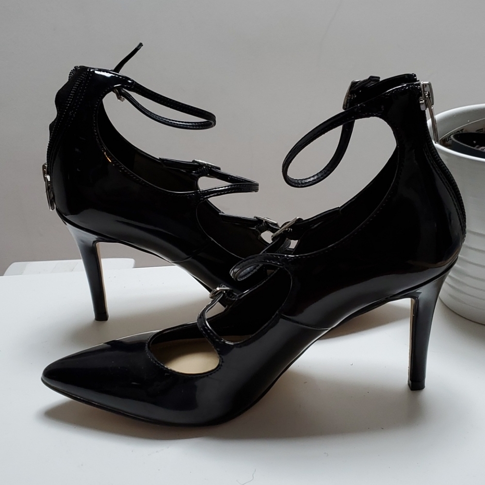 Black patent 3.5 inch heel